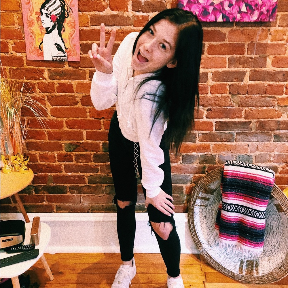 Meet your Posher, Baylee